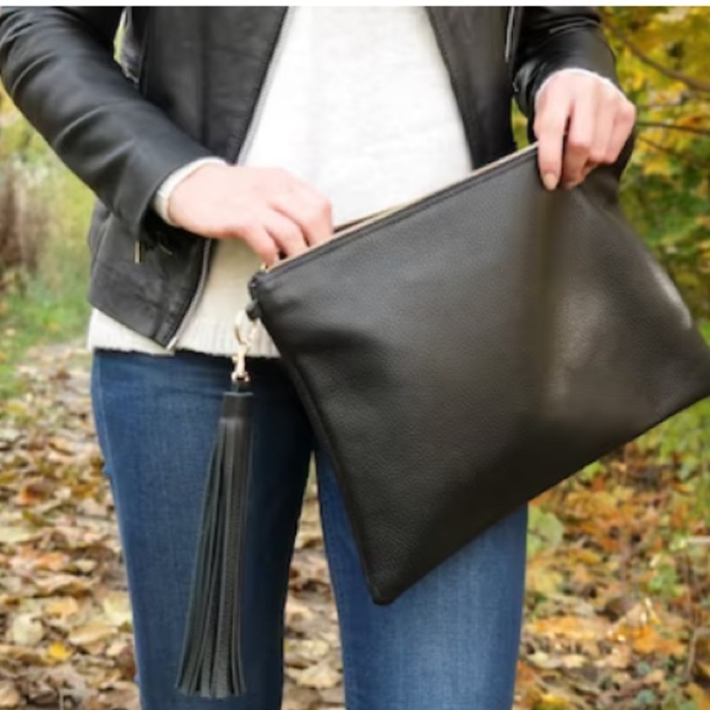 Justfab clutch NWT